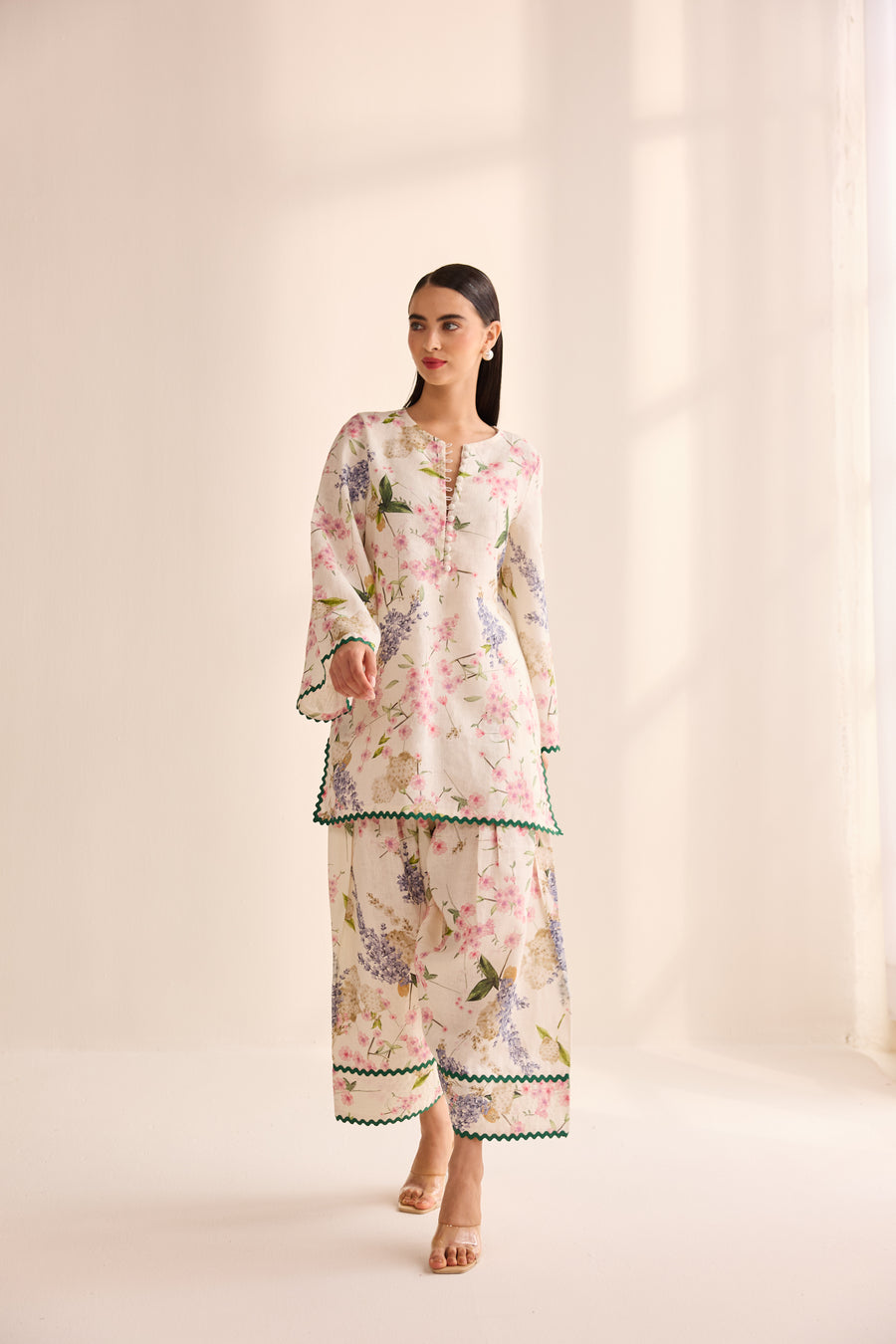 Garden नूर Set