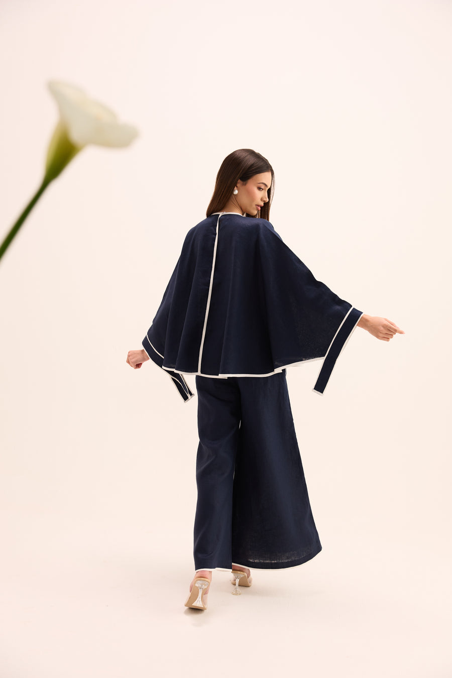 Rin Asymmetric Set