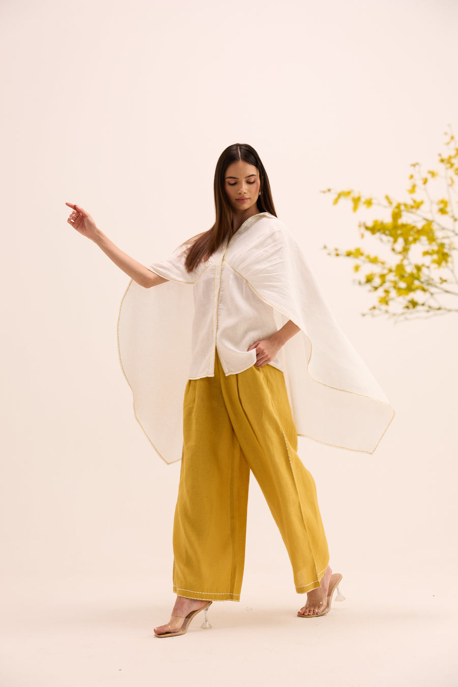 Wabi Linen Cape Set