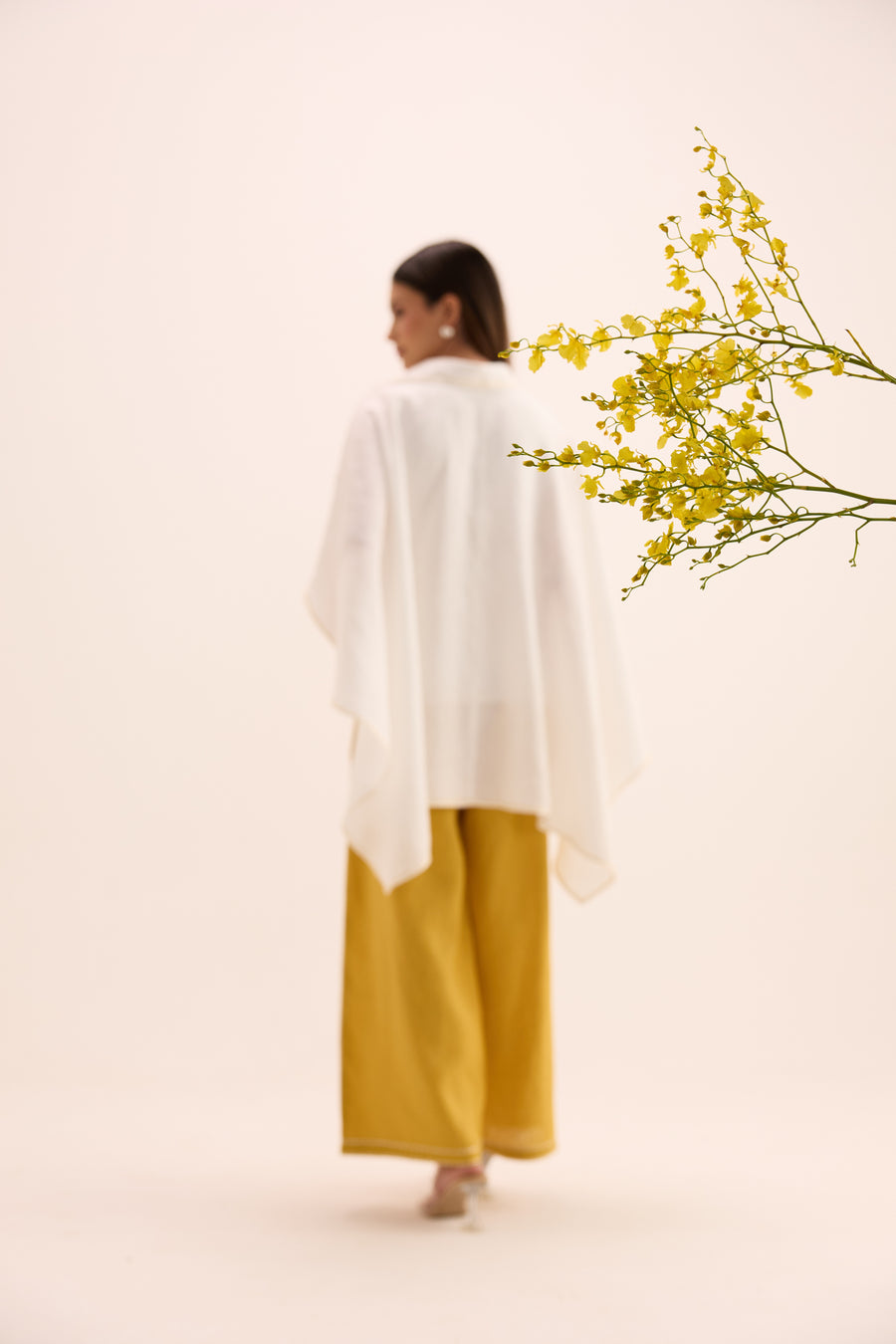 Wabi Linen Cape Set