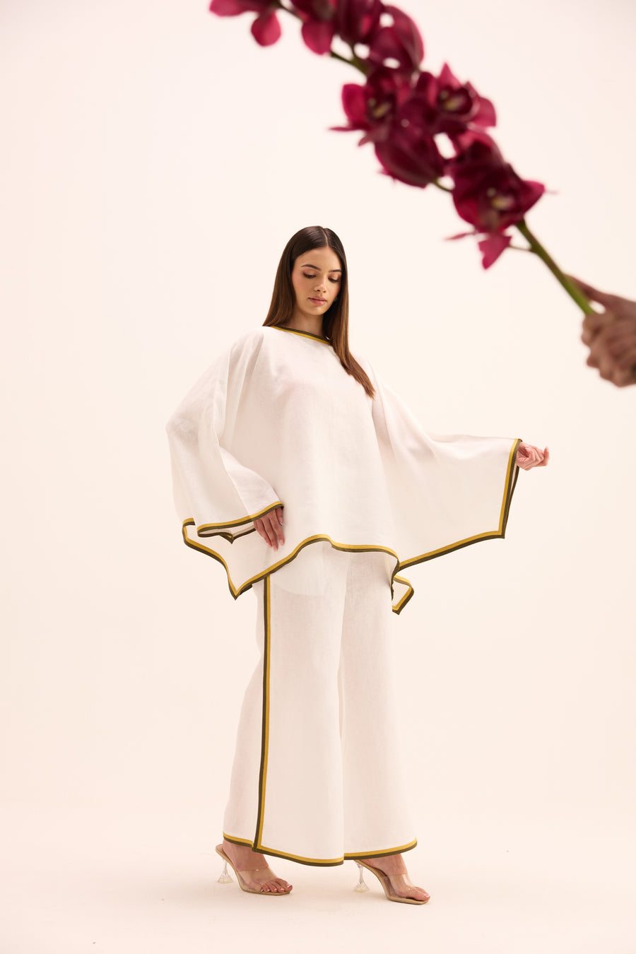 Haku Asymmetric Set