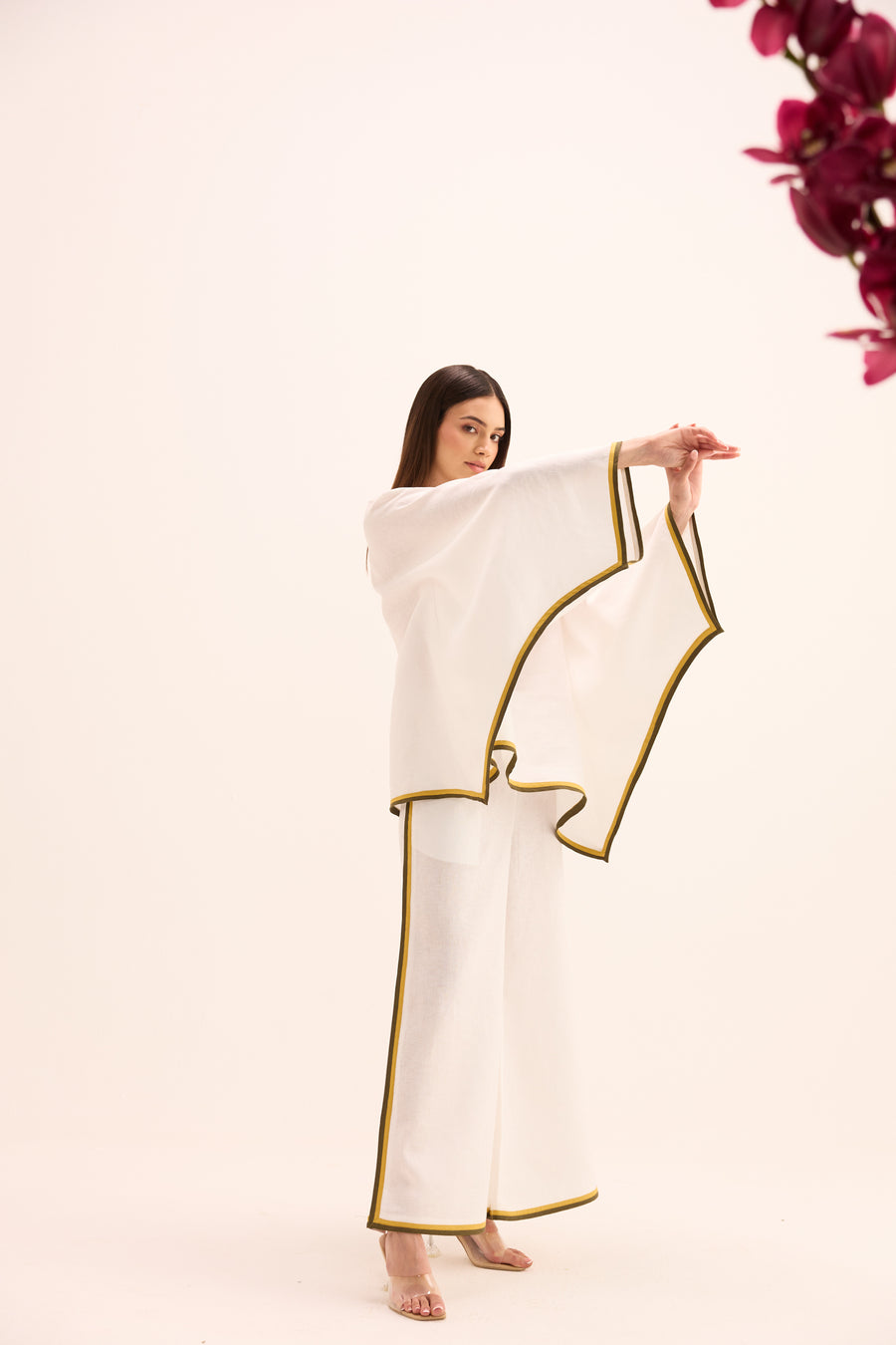 Haku Asymmetric Set