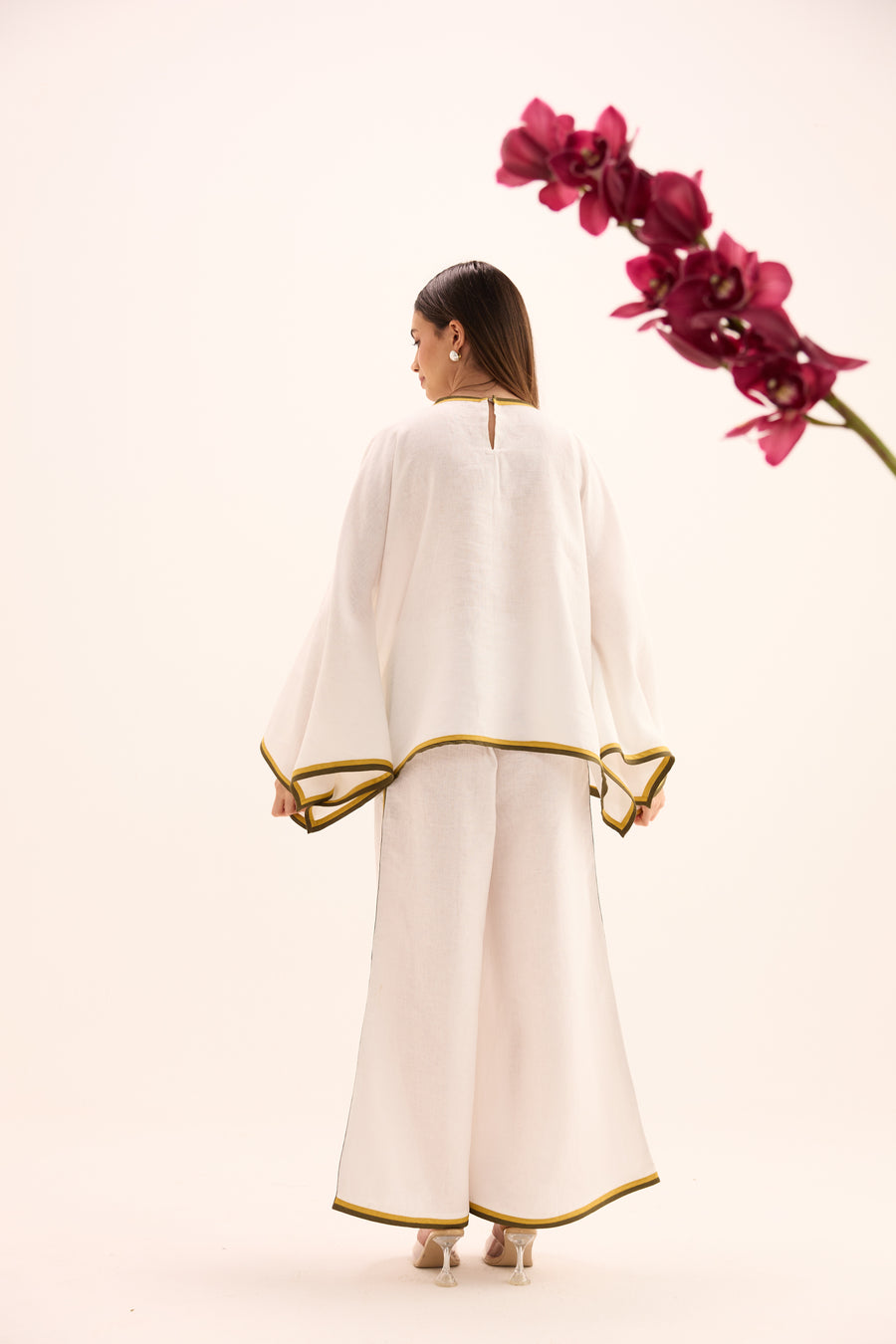 Haku Asymmetric Set