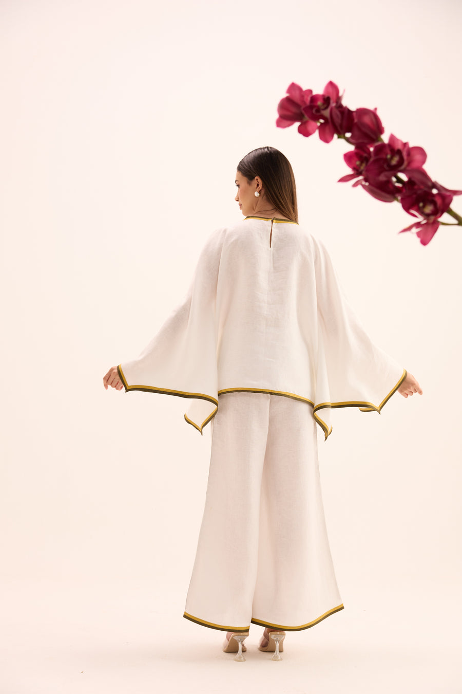 Haku Asymmetric Set