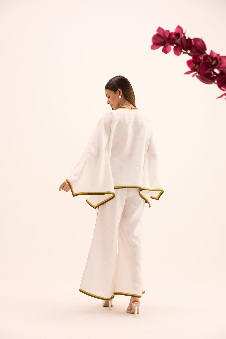 Haku Asymmetric Set