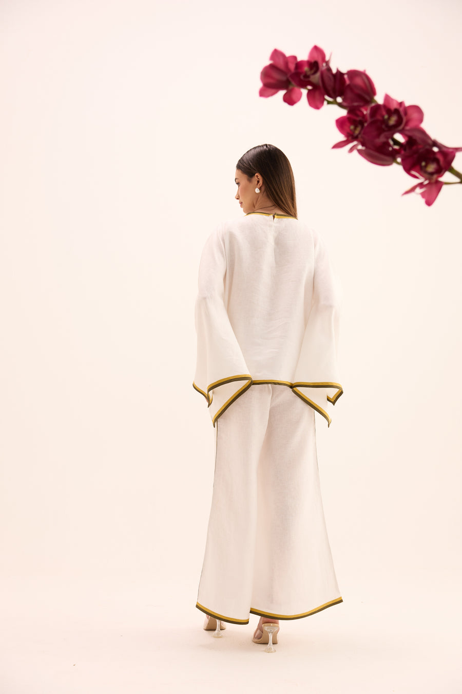 Haku Asymmetric Set