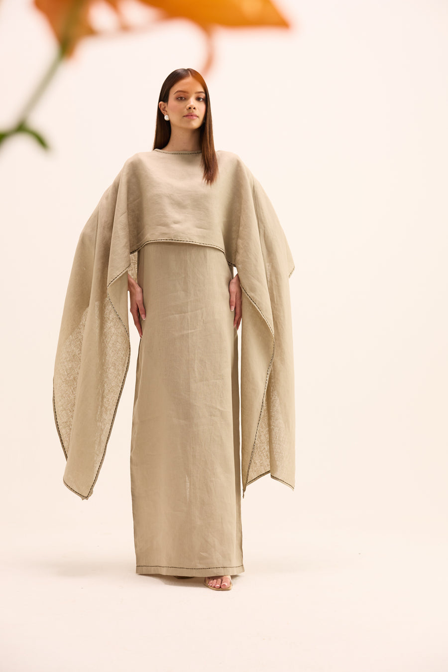 Rei Linen Cape Set