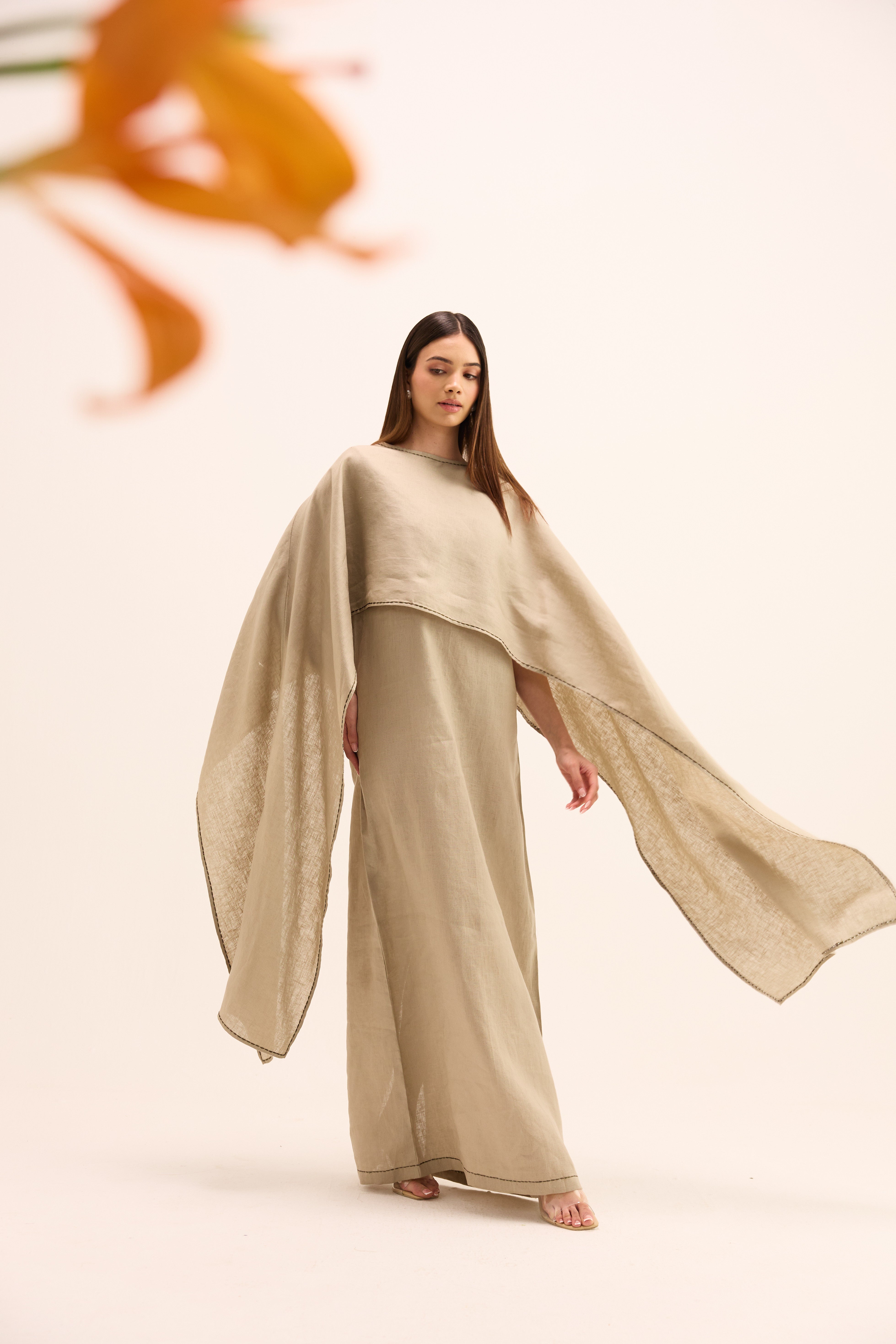 Rei Linen Cape Set