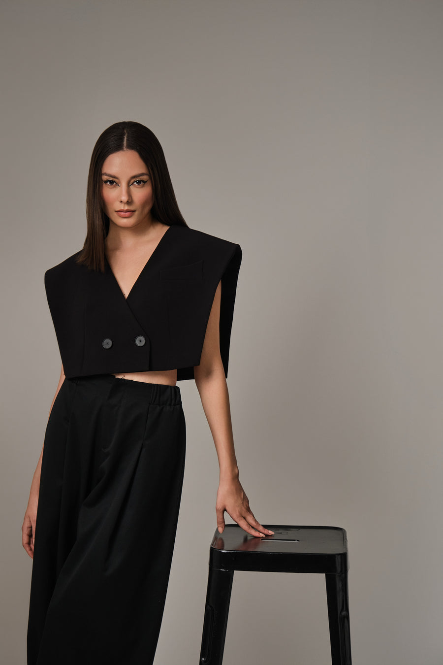 GENEVIEVE CROPPED BLAZER CAPE
