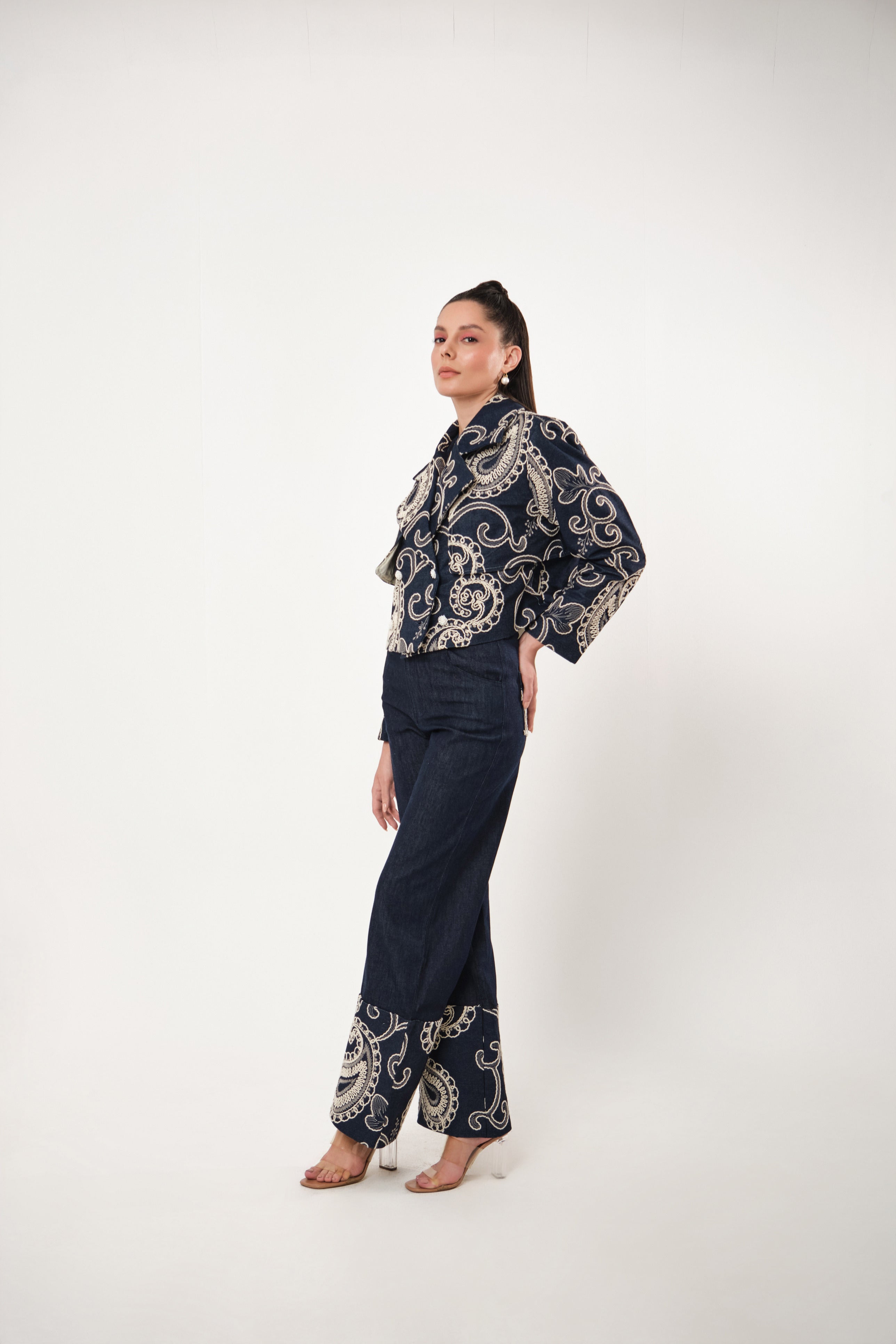 GIA BOTEH EMBROIDERED JEANS